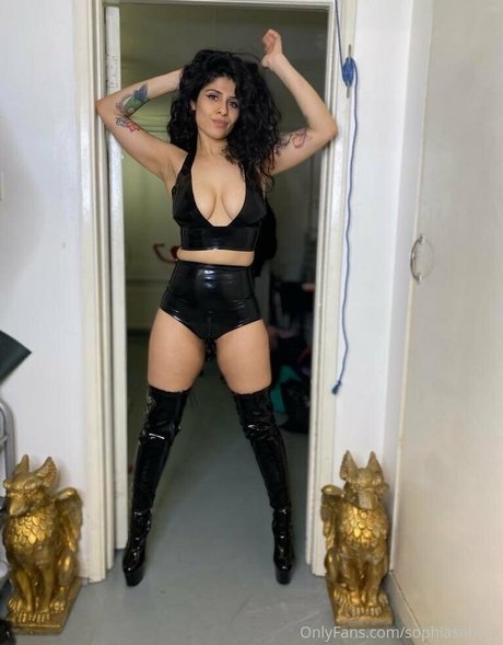 Photo nue de fuite OnlyFans de Mistresssophiasahara