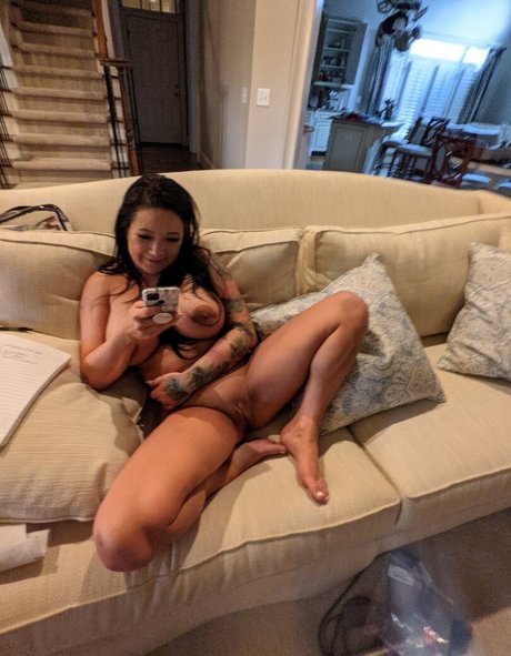 Photo nue de fuite OnlyFans de Charity Bangs