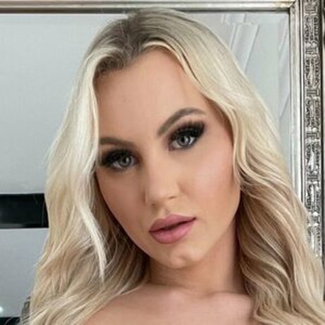 Photo nue de fuite OnlyFans de Lunarae