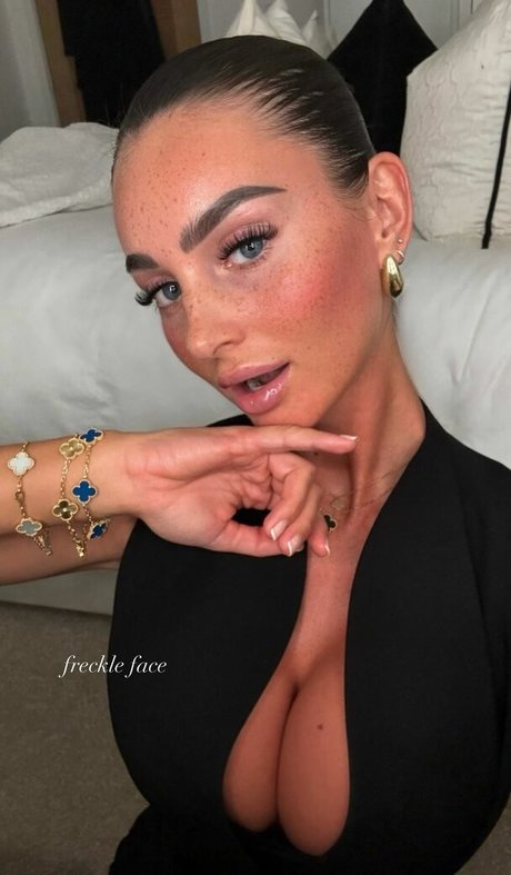 Photo nue de fuite OnlyFans de Maddy Cheary