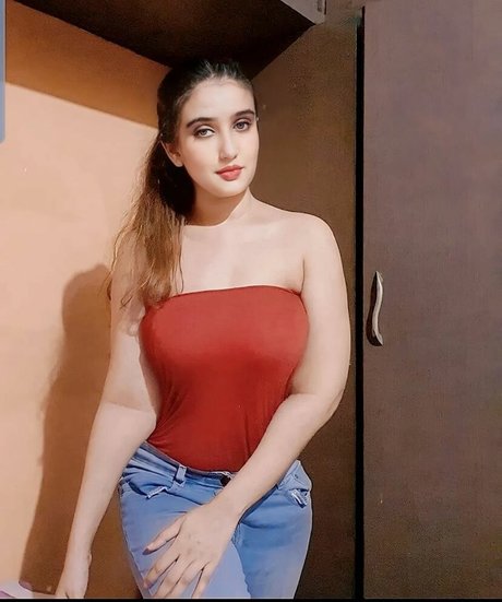 Photo nue de fuite OnlyFans de Aniza Hazel