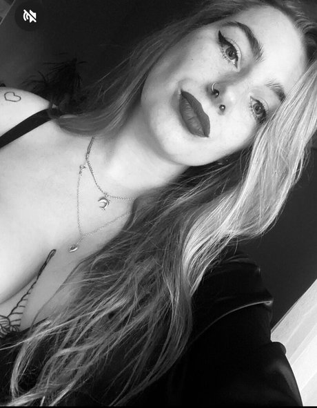 Photo nue de fuite OnlyFans de Blondinbelka