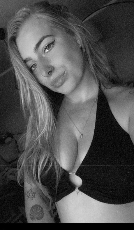 Photo nue de fuite OnlyFans de Blondinbelka