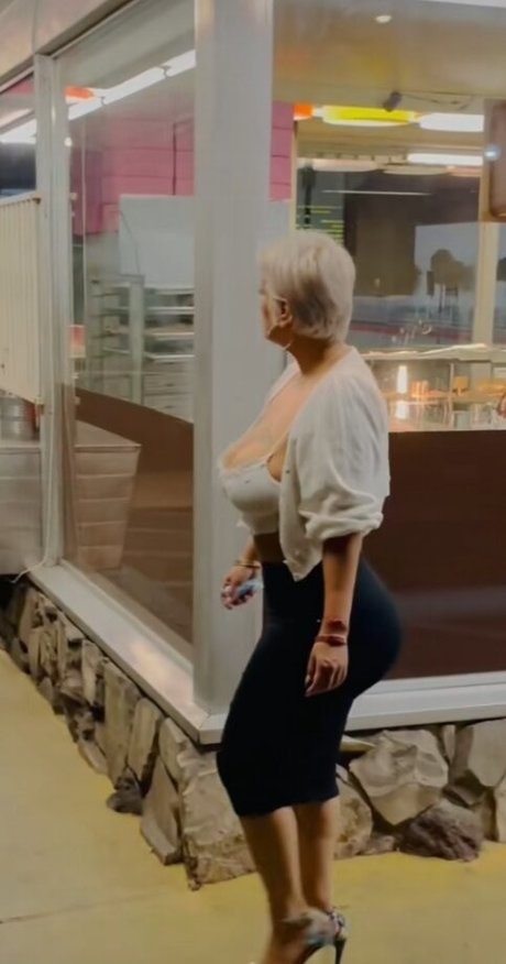 Myra La Chula