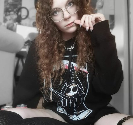 Photo nue de fuite OnlyFans de Porcelain Ghoul