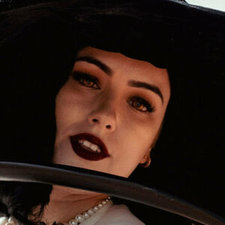 Lady Dimitrescu