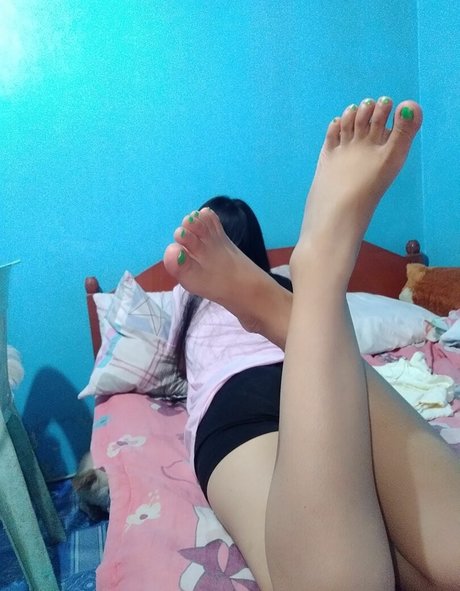 Chaarmfeet