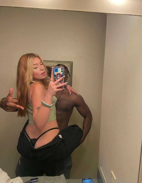 Photo nue de fuite OnlyFans de Snowbunny Teens
