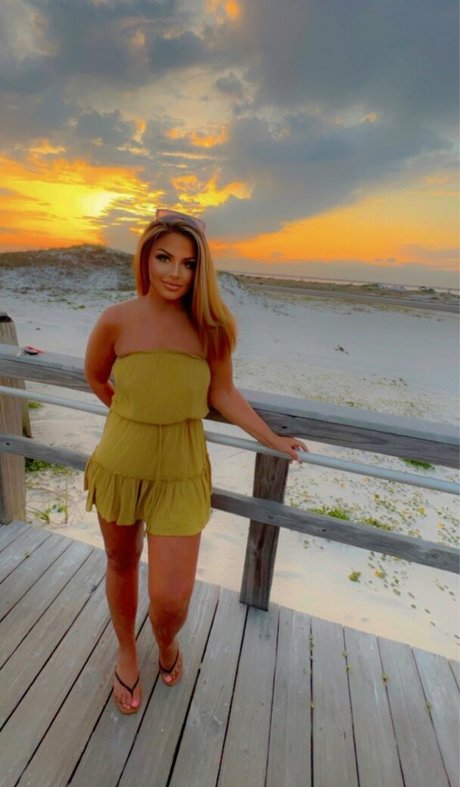 Tahlia Zavala