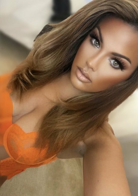 Tahlia Zavala