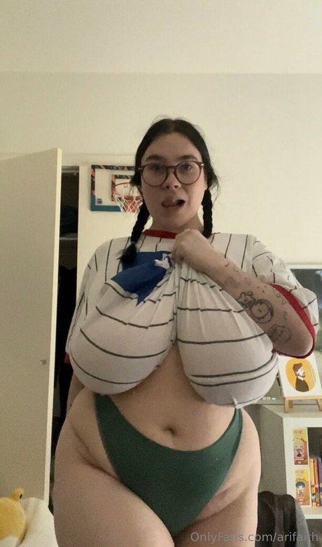 Photo nue de fuite OnlyFans de Arifaith