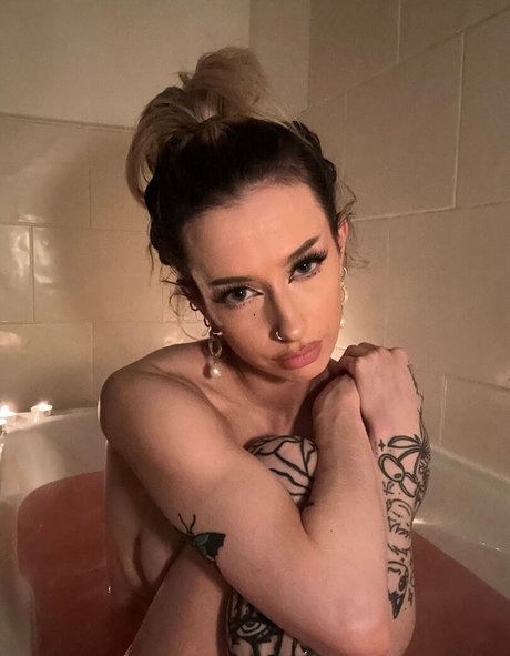 Photo nue de fuite OnlyFans de Mistresslilymay