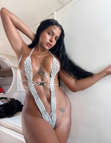 Photo nue de fuite OnlyFans de Dubyduby