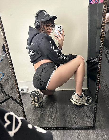 Photo nue de fuite OnlyFans de Kianavi