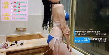 Photo nue de fuite OnlyFans de Lluchiaa