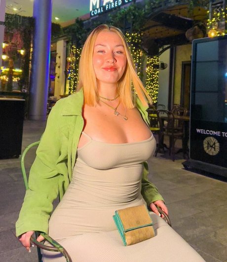 Photo nue de fuite OnlyFans de Morgan Elaine