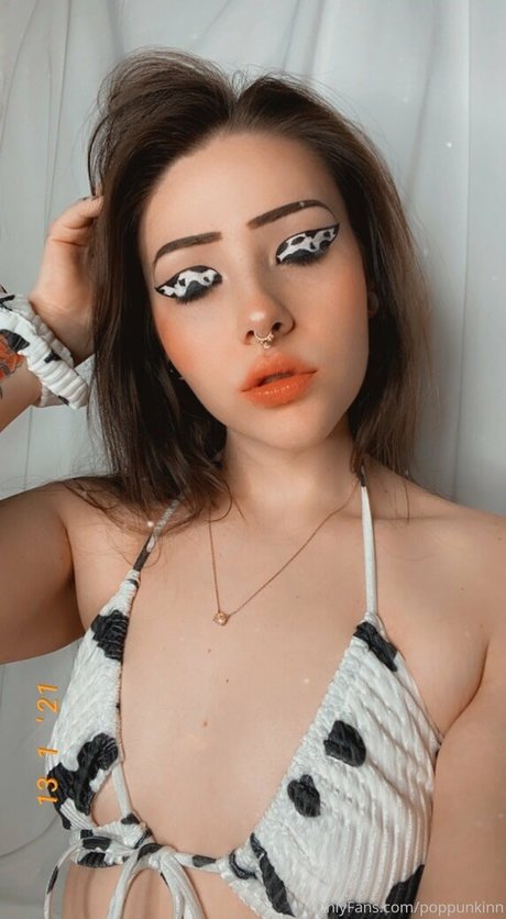 Photo nue de fuite OnlyFans de Poppunkinn