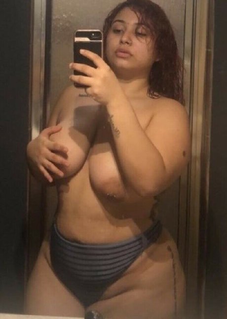 Photo nue de fuite OnlyFans de Yagirlj69