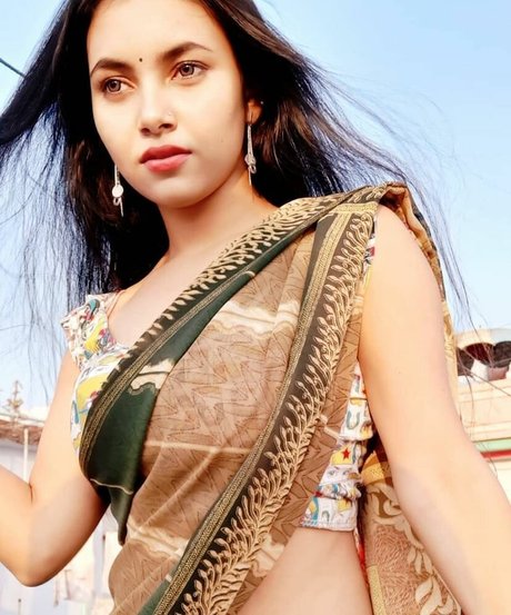Photo nue de fuite OnlyFans de Aarohi Verma