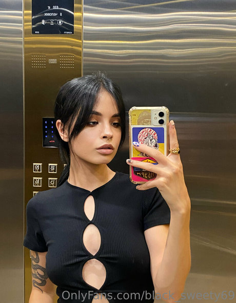 Karinasweety69