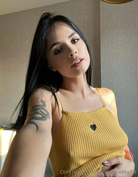 Photo nue de fuite OnlyFans de Karinasweety69