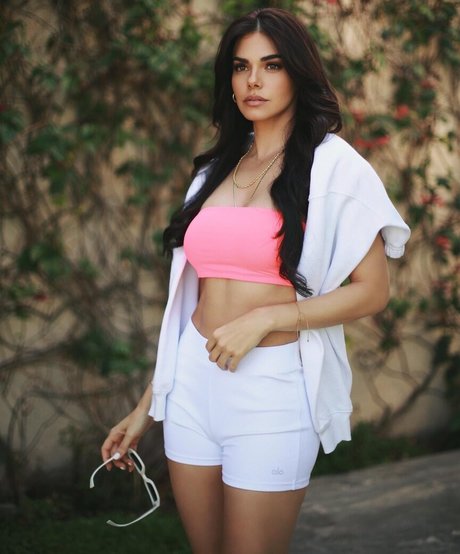Photo nue de fuite OnlyFans de Livia Brito