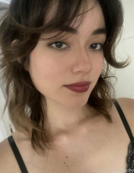 Photo nue de fuite OnlyFans de Dronae