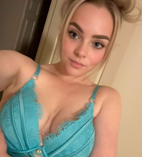 Photo nue de fuite OnlyFans de Harleymaree