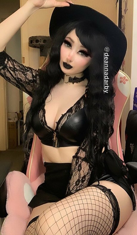 Photo nue de fuite OnlyFans de Deannadarby