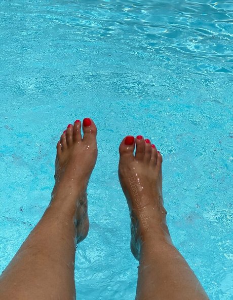 Etherealdemiefeet