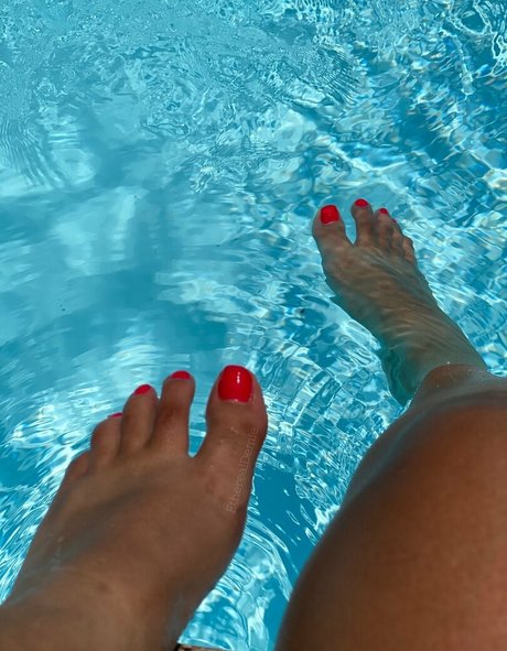 Etherealdemiefeet