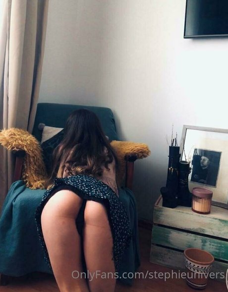 Photo nue de fuite OnlyFans de Stephieunivers