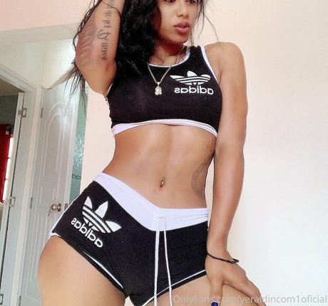 Photo nue de fuite OnlyFans de Yeraldincom1oficial
