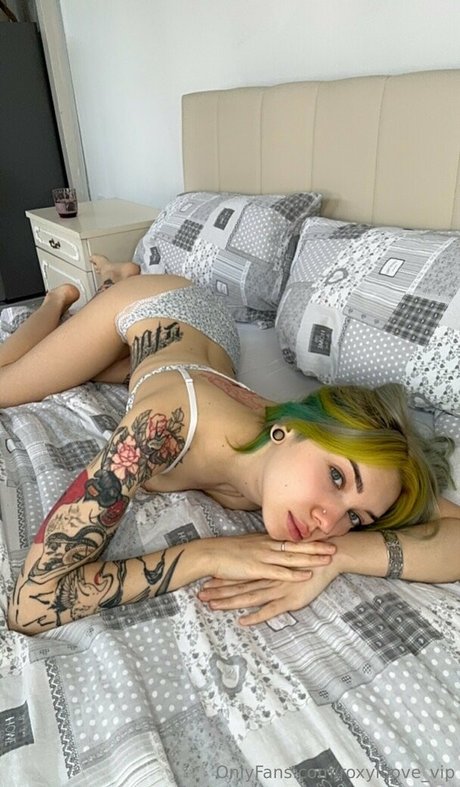 Roxyloovefree