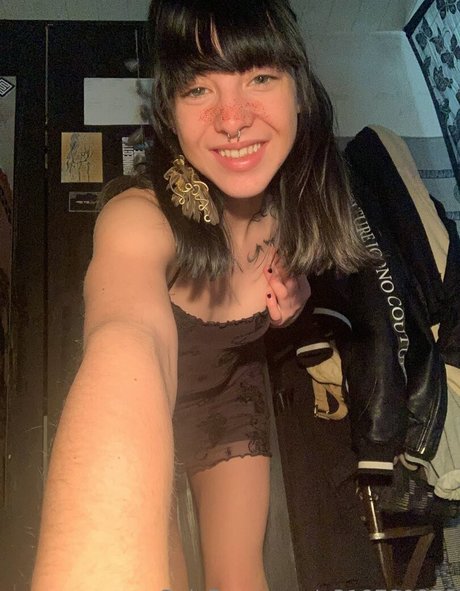 Photo nue de fuite OnlyFans de Allyalden