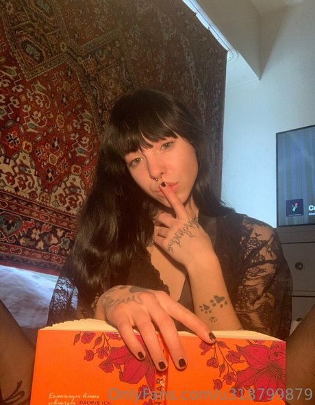 Photo nue de fuite OnlyFans de Allyalden