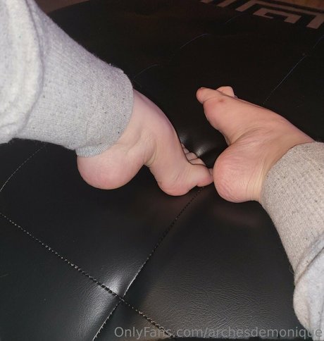 Photo nue de fuite OnlyFans de Archesdemonique