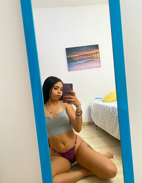 Stefaniaqos