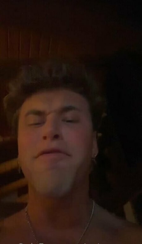 Photo nue de fuite OnlyFans de Nategarner