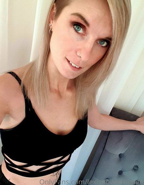 Photo nue de fuite OnlyFans de Lexisnowfreepage