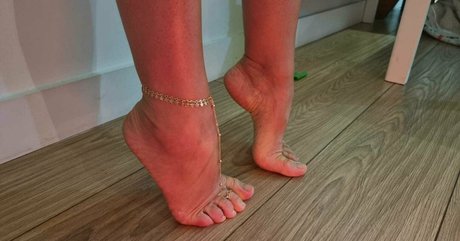 Feetintentions