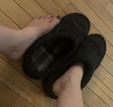 Kenziessmallfeet