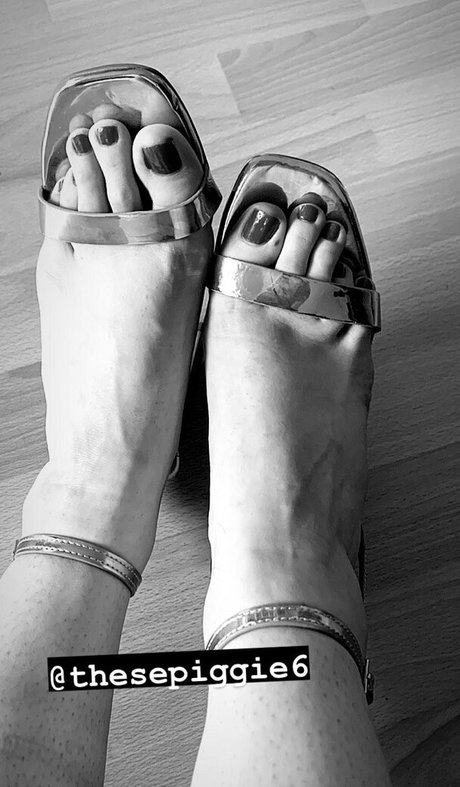 Photo nue de fuite OnlyFans de Theselilpiggie6