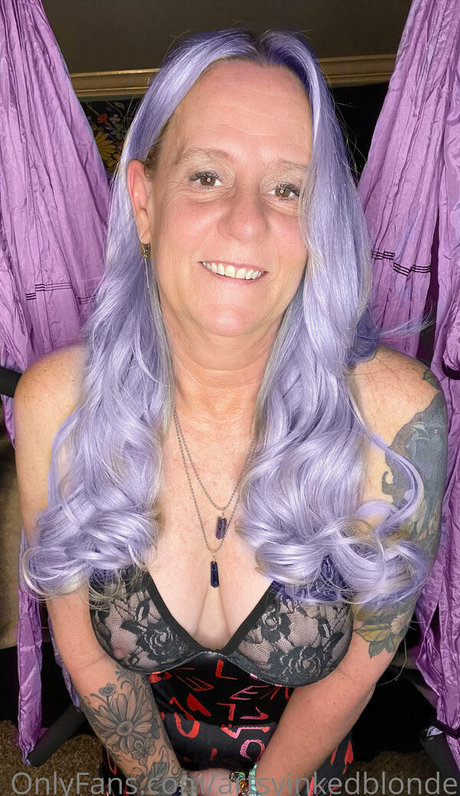 Artsyinkedblonde