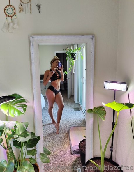 Photo nue de fuite OnlyFans de Aprilblazefree