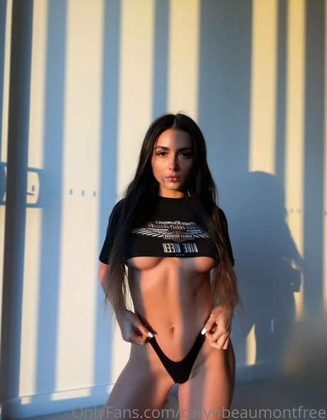 Photo nue de fuite OnlyFans de Carynbeaumontfree