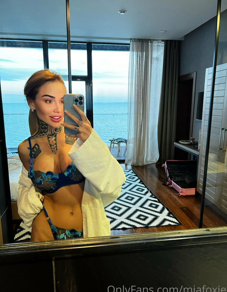 Photo nue de fuite OnlyFans de Miafoxybae