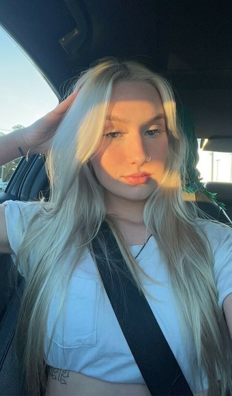 Photo nue de fuite OnlyFans de Roxanne Rhodes