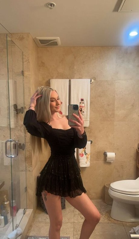 Photo nue de fuite OnlyFans de Roxanne Rhodes