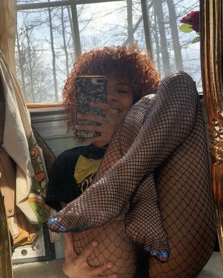 Photo nue de fuite OnlyFans de Sinister Simone